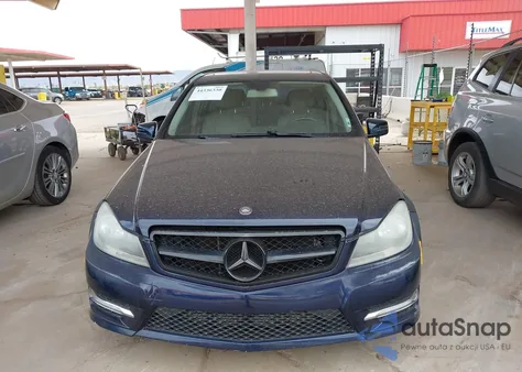 2013 Mercedes-Benz C 250 Sport from USA, damaged, VIN WDDGF4HB2DR276116